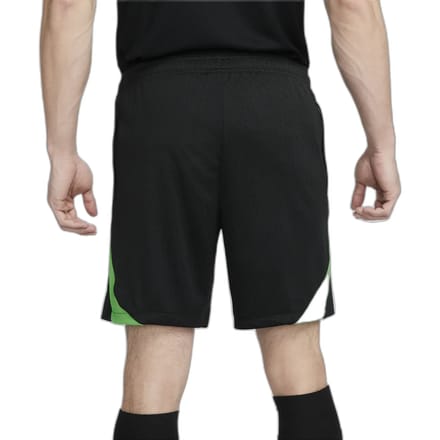Korte Liverpool FC Strike 2023/24