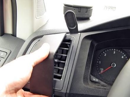 Brodit ProClip houder geschikt voor Volkswagen T5 / Pick-up/ Caravelle 2016-2020 Left mount