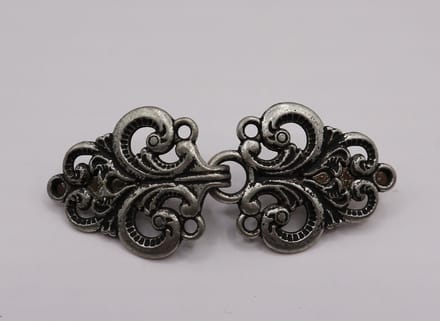 Frutsels by Es - vestclip - elegant - oud zilverkleur