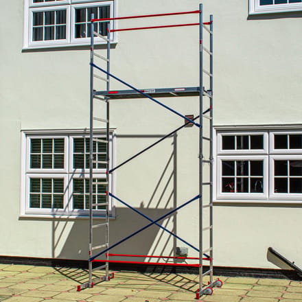 Home Master® Doe-Het-Zelf Rolsteiger – 5 m – Aluminium Thuissteiger – 150 kg Draagvermogen – Snelle Montage – Luikplatform