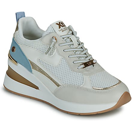 Lage Sneakers Xti 145101