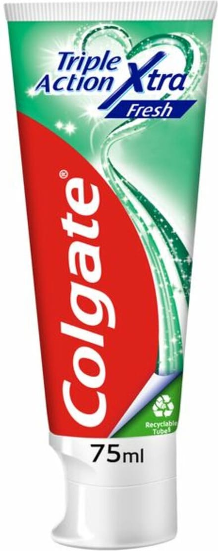 Colgate - Tandpasta Triple Action Extra Fresh - 3 x 75 ml - Voordeelverpakking