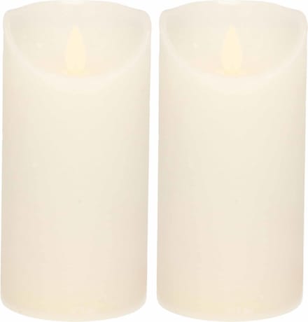 2x Witte LED kaars / stompkaars 15 cm - Luxe kaarsen op batterijen met bewegende vlam