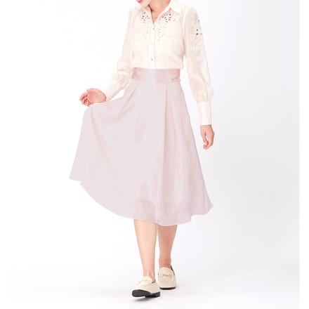 Uitlopende organza en satijnrok