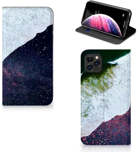 Apple iPhone 11 Pro Max Stand Case Sea in Space