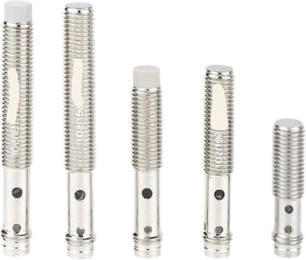 Nabijheidssensor - Inductieve sensor - Machinebesturing - Metalen schakeloog - 8 mm diameter - Metaalkleur