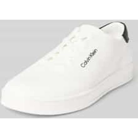 Sneakers met labeldetails en vetersluiting