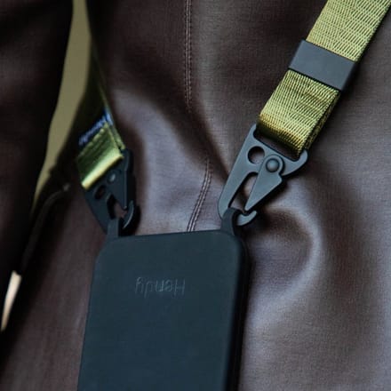 Hendy telefoonhoesje met koord - Switch - Army Green  - iPhone 7 Plus/8 Plus