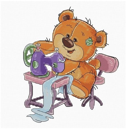 borduurpakket teddy beer achter de naaimachine