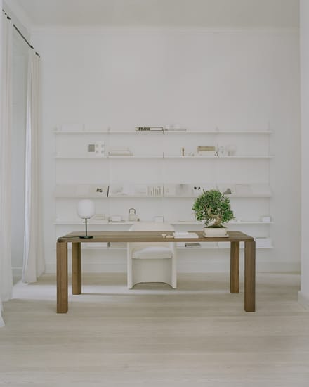 New Works Eettafel Atlas - eiken - 200 x 95 cm