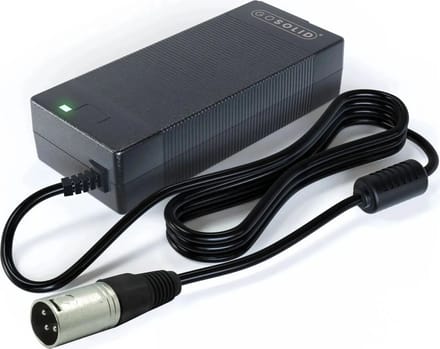 GO SOLID! ® Oplader geschikt voor Trendiamo elektrische step