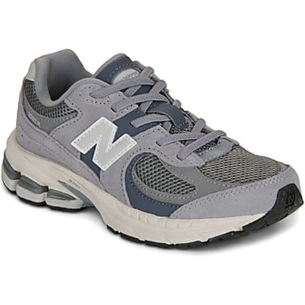 New Balance  Lage Sneakers 2002