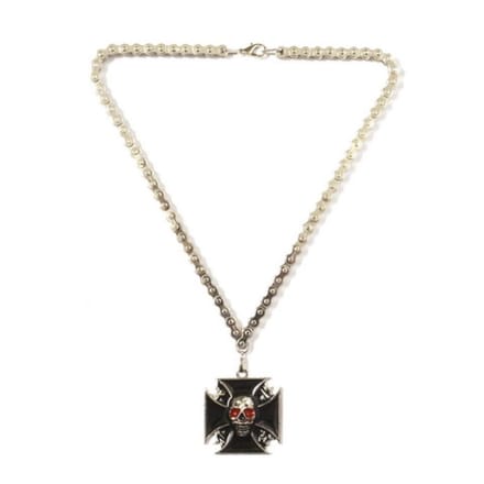 Kodiak Ketting Black Cross Skull red eyes