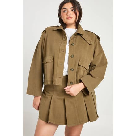 boohoo Dames Plus Funnel Neck Twill Utility Shacket | Kaki | Maat: 44