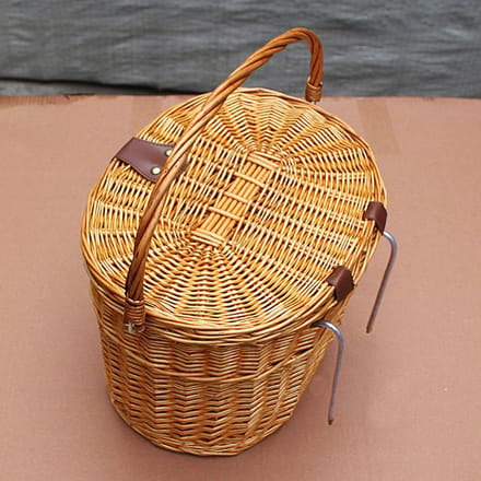 Panier de courses rustique en osier avec couvercle et poignée de transport marron