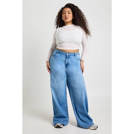 boohoo Dames Plus Basics Hoge Taille Wijde Pijpen Jeans | Medium Gebleekt | Maat: 44