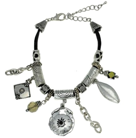 Behave - Armband - zwart leer met hangers - boho statement stijl
