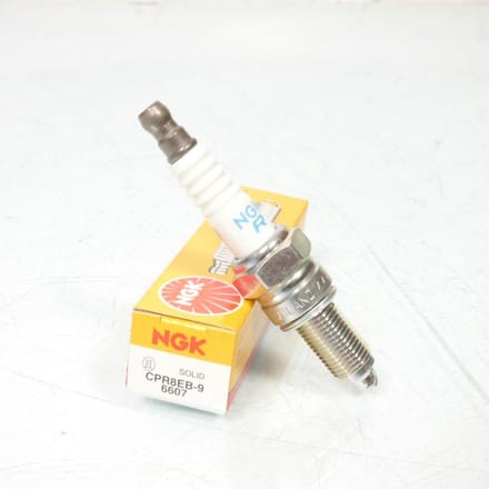 Ngk Cpr8eb-9 Bougie Wit