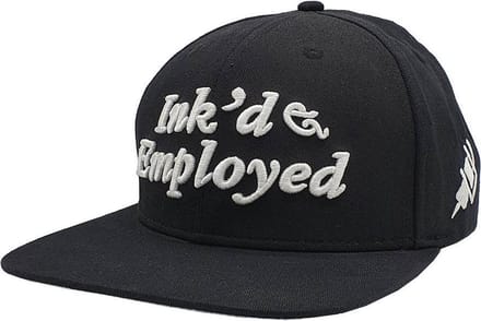 Lauren Rose - Ink'd & Employed - Snapback Pet - One Size -Zwart