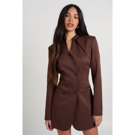 boohoo Dames Kraagloze Blazerjurk met Knoopsluiting | Chocoladebruin | Maat: 40