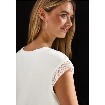 Shirt met gehaakte details