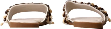 Sandalen om aan te trekken