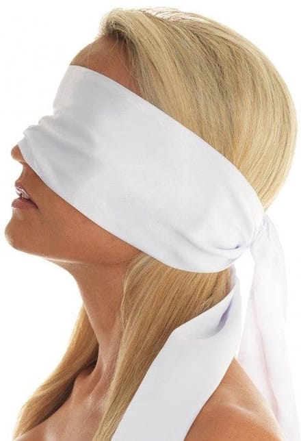 Bondage Play - Blinddoek - Ook Voor Bondage - Nylon - Wit - 150 cm lengte - 10 cm breed