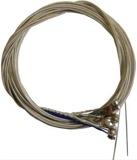 *** Gitaar snaren set 6 snaren - voor gitaren 0341 t/m 0349