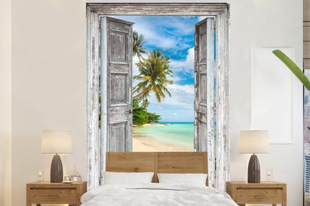 Behang - Fotobehang Kano - Strand - Palmboom - Strand - Doorkijk - Breedte 155 cm x hoogte 240 cm