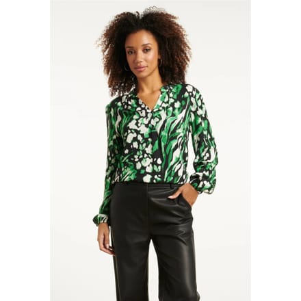Smashed Lemon 25678 groen en zwart dierenprint top met v-hals |
