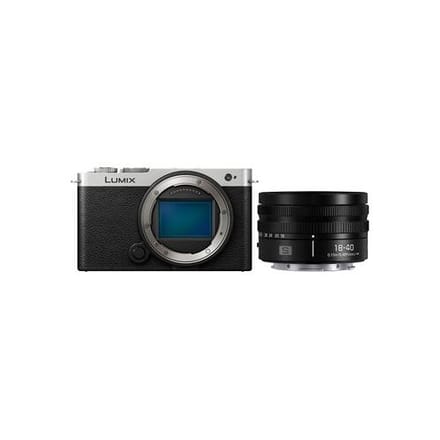 Panasonic Lumix DC-S9 + S 18-40mm f/4.5-6.3  zilver/zwart