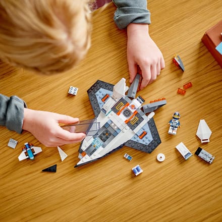 LEGO 60430 City Interstellair ruimteschip Ruimte Speelgoed Set met Astronaut Minifiguur