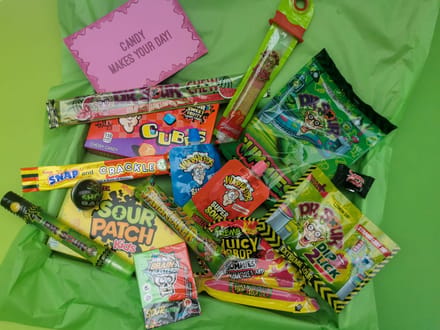 Large Sour Candy Box van CandyFestival - Surprise - Zuur snoep - Amerikaans snoep - Sinterklaas en kerst