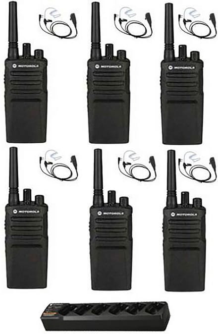 Set van 6 Motorola XT420 UHF IP55 Portofoon met multilader en beveiliging oortjes