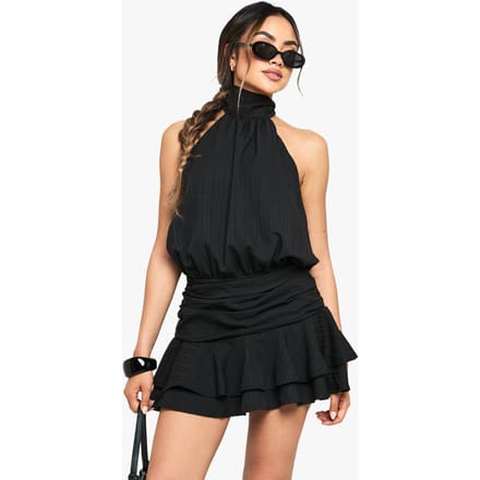 boohoo Dames Getextureerde gerafelde frillrok halterneck mini-jurk | Zwart | Maat: 40
