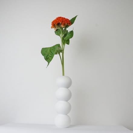 LEMON LILY Houten Vaas 'Stack' – Wit – Ø 8,5 × 26 cm – Inclusief Glazen Buisje – Handgemaakt Design vaas
