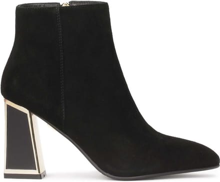 Suede boots with shiny heel