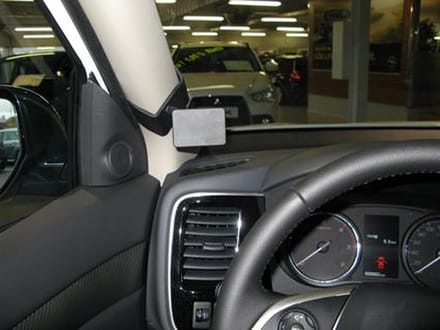 Brodit ProClip houder geschikt voor Mitsubishi Outlander 2013-2021 Left mount