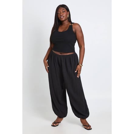 boohoo Dames Plus Katoenen Gaas Ballonbroek Met Elastische Taille | Zwart | Maat: 48