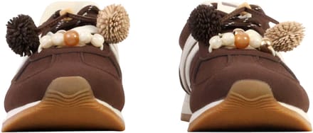 Sneakers met veters