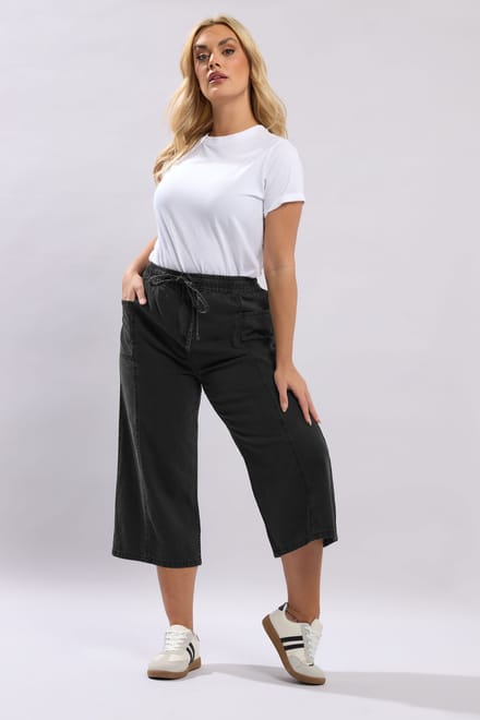 Yours Zwarte Gewassen Cropped Denim Broek Size 56