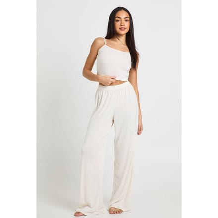 boohoo Dames Pointelle Hemdje En Wijde Pyjama Broek Set | Beige | Maat: 8