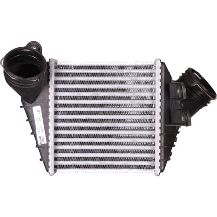 Intercooler NISSENS 96176