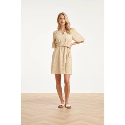 Smashed Lemon Beige jurk met broderie borduur |