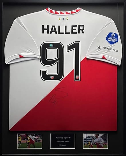 Sebastien Haller FC Utrecht 24/25 ingelijst thuis shirt