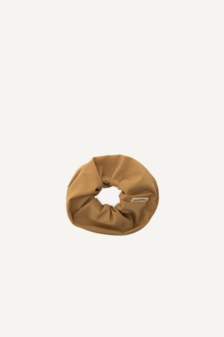Monk and Anna - Scrunchie • padded •birch