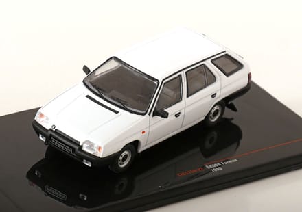 Skoda Forman 1990 Wit - Model 1/43 - Ixo Models