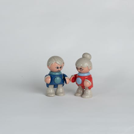 Tolo speelgoed BIO First Friends opa duurzaam en veilig.