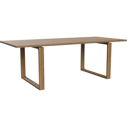 Fritz Hansen Essay Tafel - eiken blank geolied - 218 x 95 cm