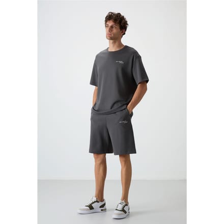 Overmaat T-shirt met Korte Mouwen en Korte Broek Set